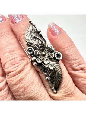 Vintage Native American Hallmarked BB Sterling Silver Ring Size 7